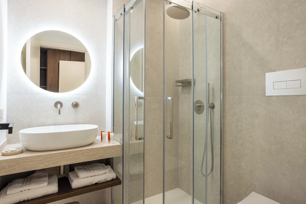 Nora's Suites