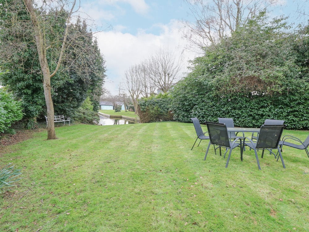 Swan Dyke Cottage