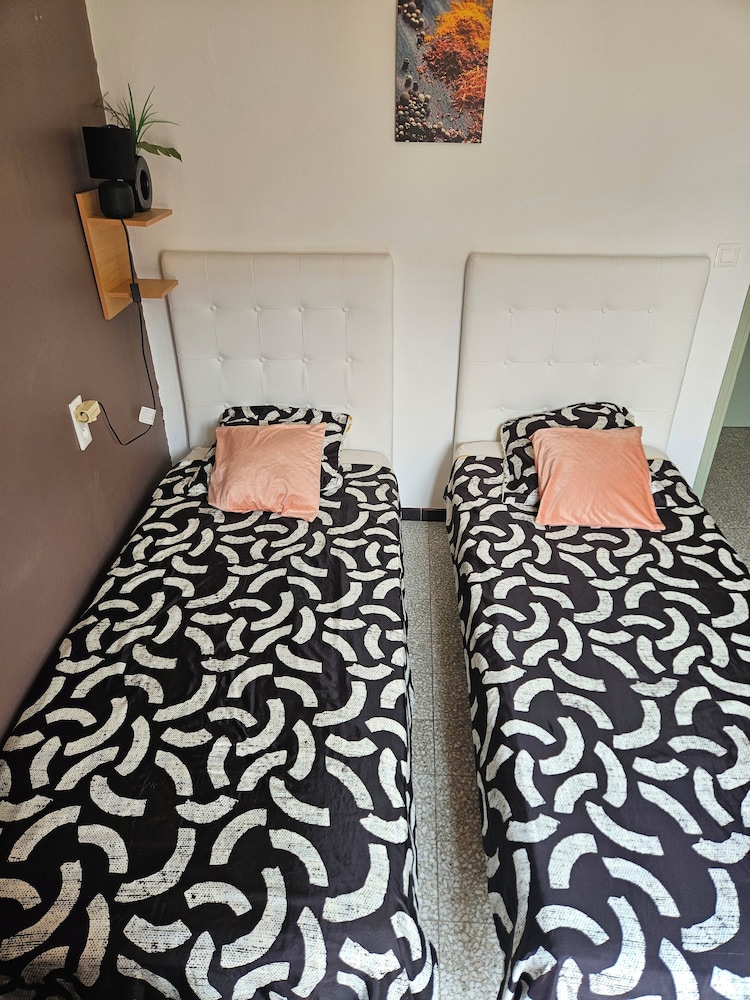 Chambre 2 lit simple avec balcon