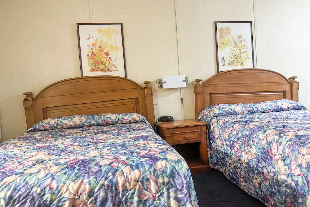 Louisville Inn By Oyo Louisville Municipal Airport