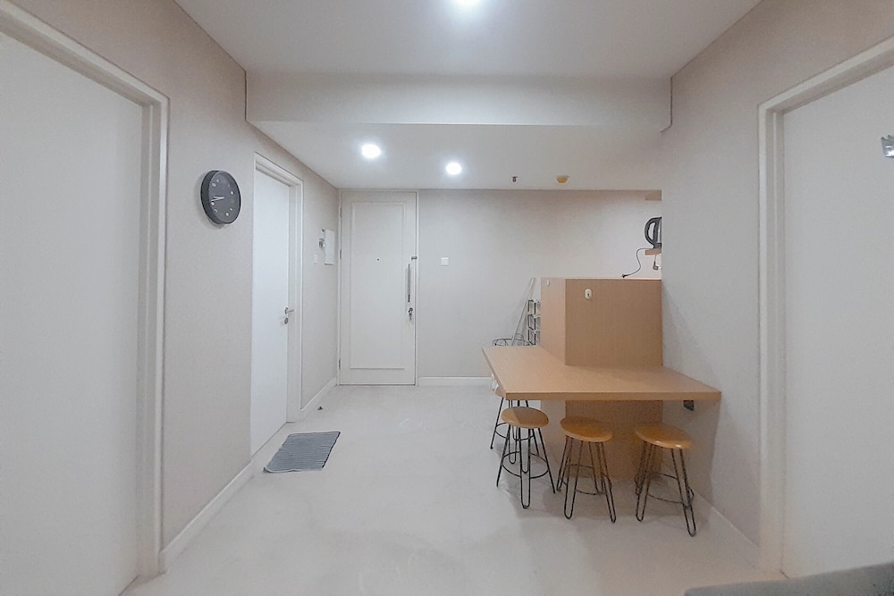 Elegant And Modern 2Br Apartment Landmark Residence Bandung