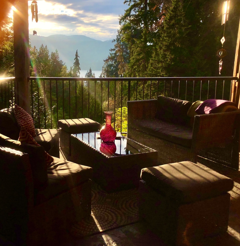 Davis Brook Retreat