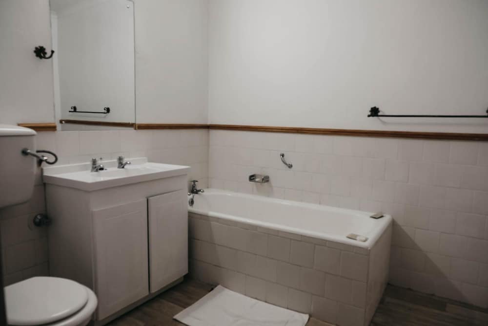 Karoo Country Inn Hotel