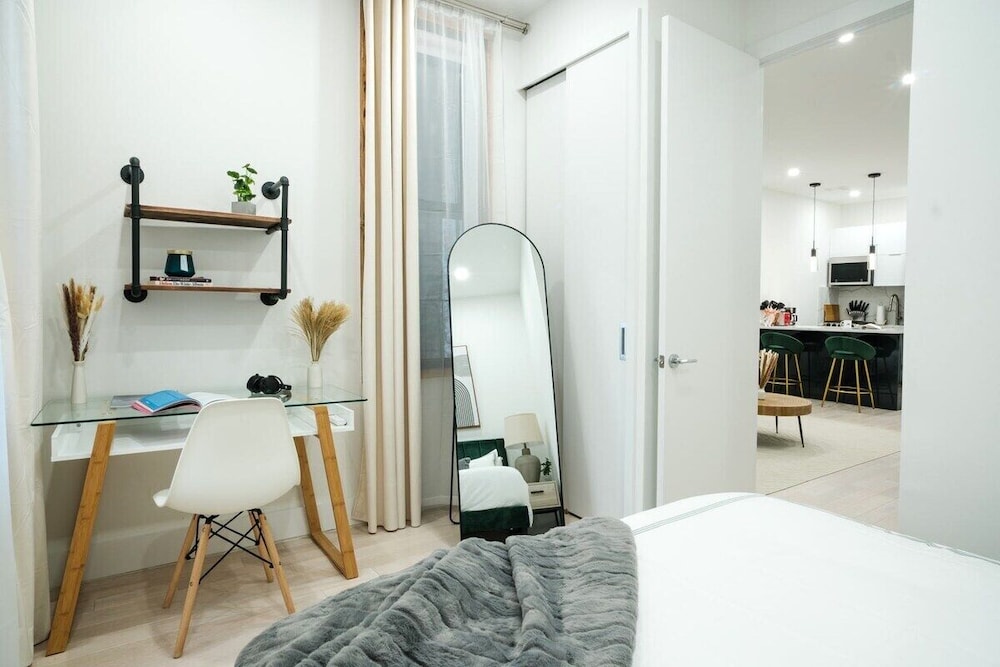 317 UES Apartments