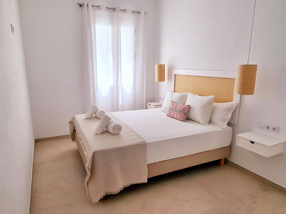 Ciutadella de Menorca Vacations - Waki Conscious Hotel - Property Image 4