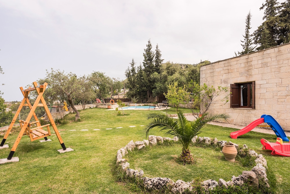 Villa Aloni-traditional Stone Villa With Nice View,pool and Garden