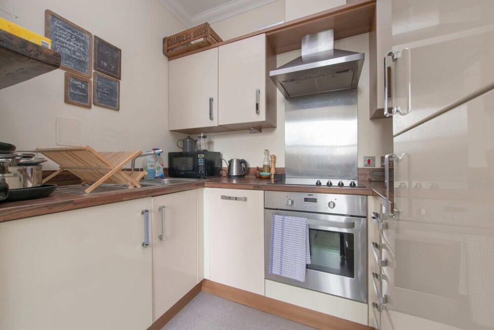 Unique and Cozy 1 Bed Flat in Dalston
