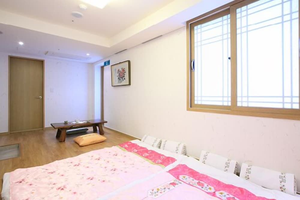 Dream House 25