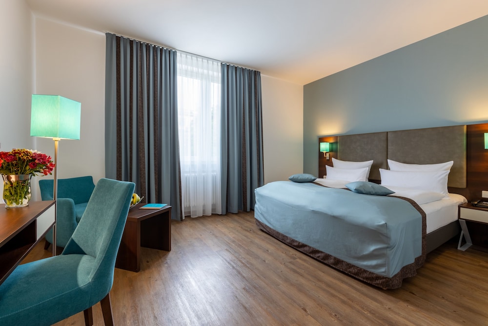 Frankfurt Vacations - Trip Inn Messe Westend - Property Image 31