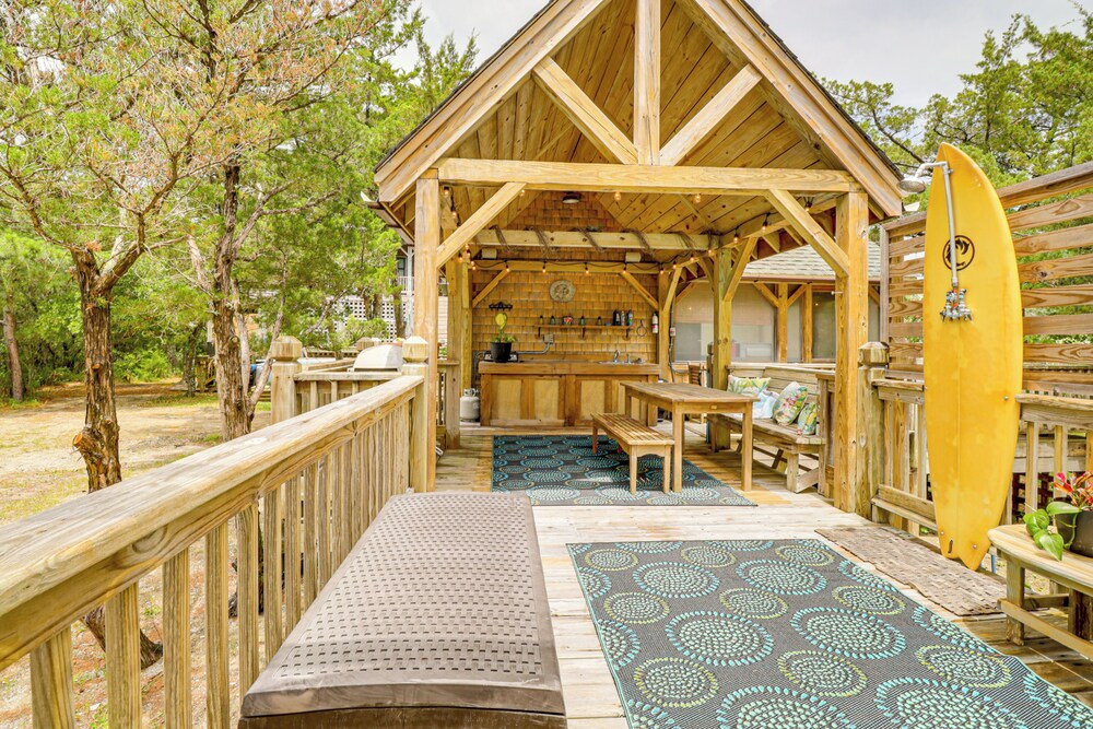 Hot Tub Haven: Creekside Cabin in Frisco!