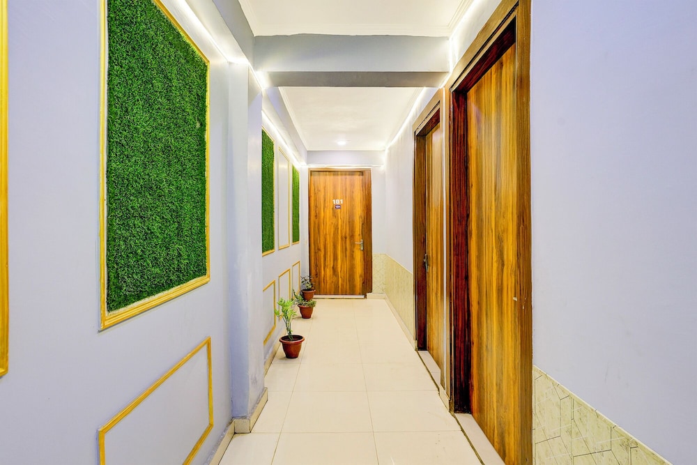 Fabhotel Akki Residency