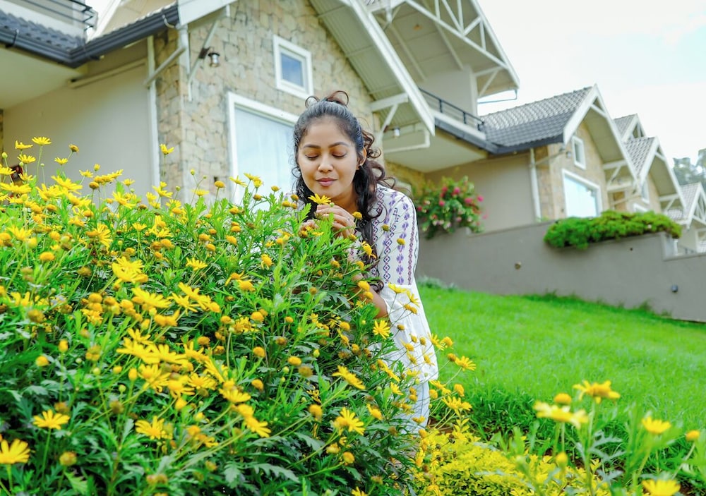 AJ Gable clouds Ooty by VOYE HOMES