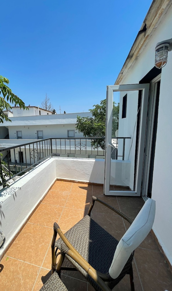 Esmana Otel - Image 15