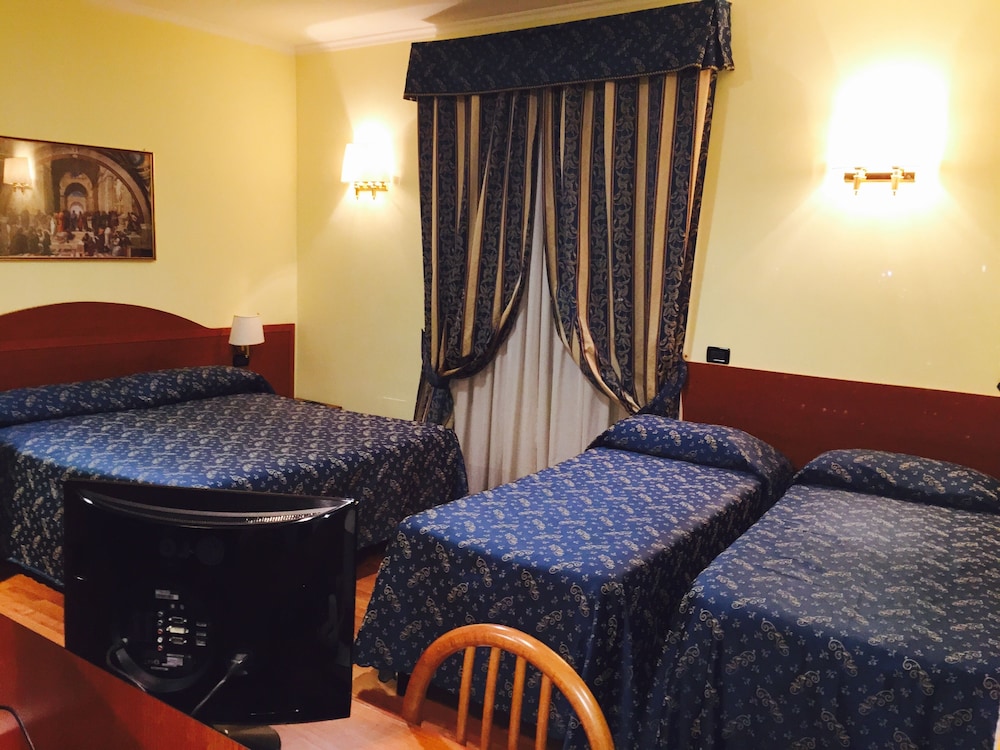 Saint Peter Inn