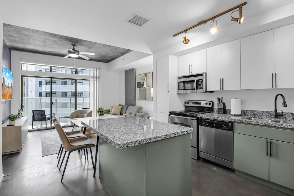 Phoenix Urban Luxury Escape