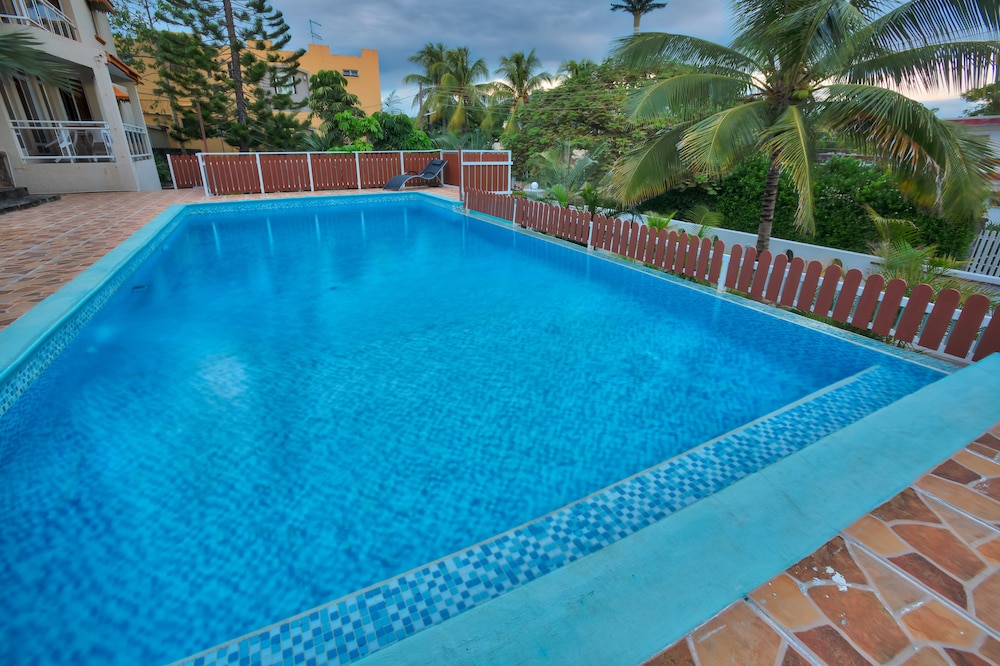 Hibiscus Villa