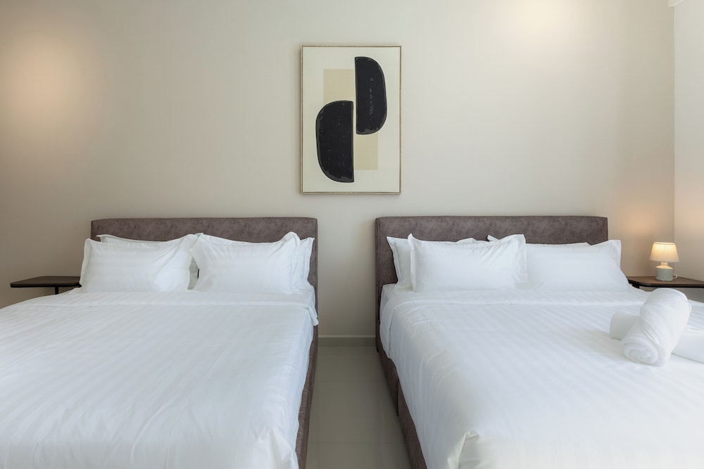 Sunshine Residence Suites