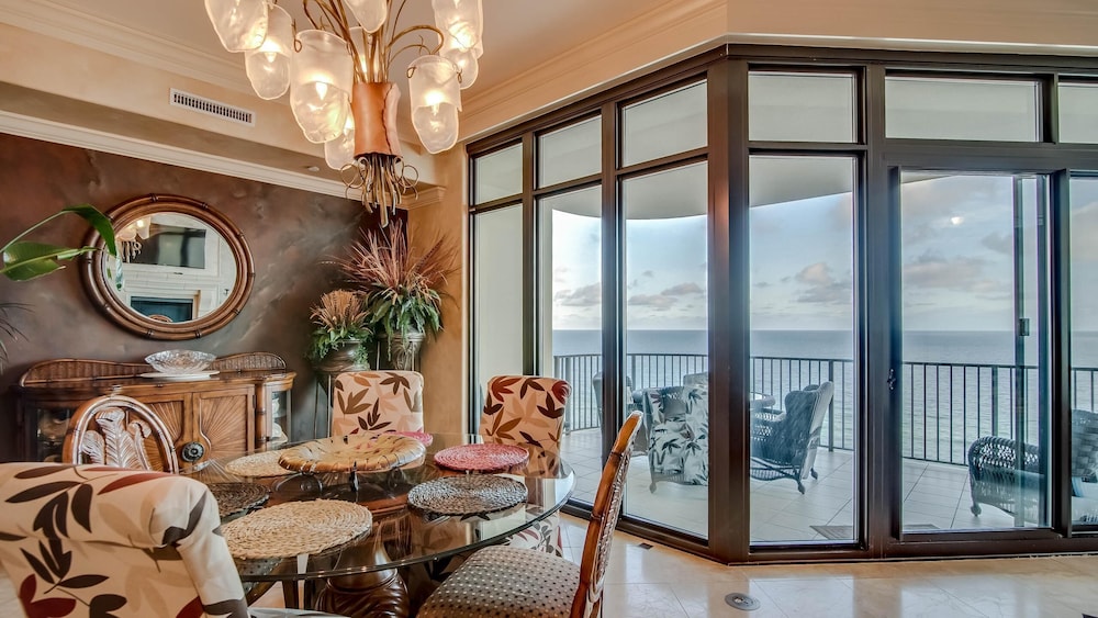 Phoenix West by Southern Vacation Rentals