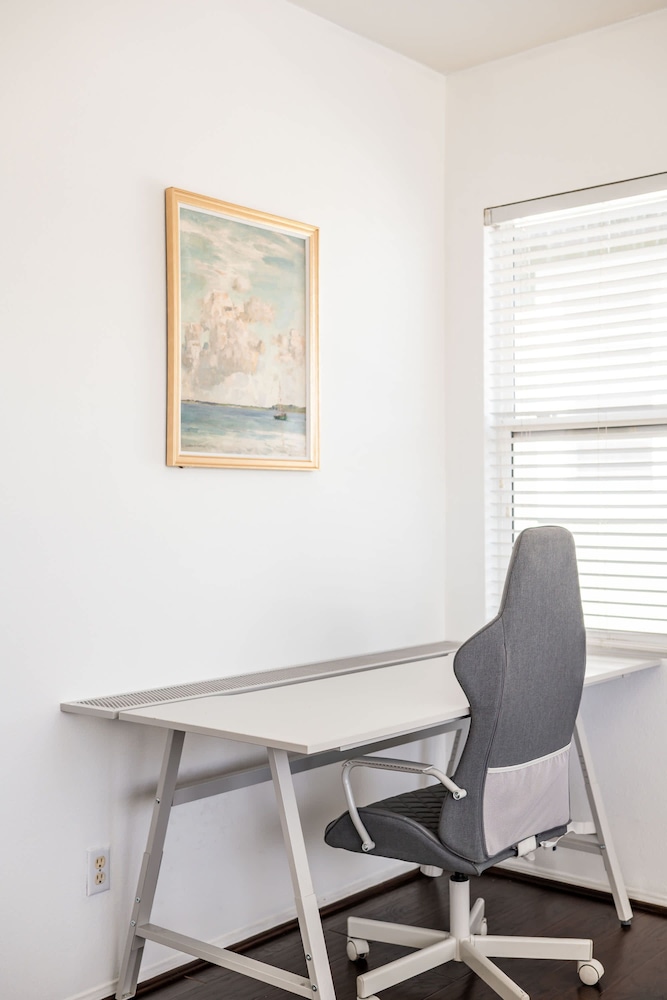 Bright Airy 5B Home Workspace Outdoor Lounge
