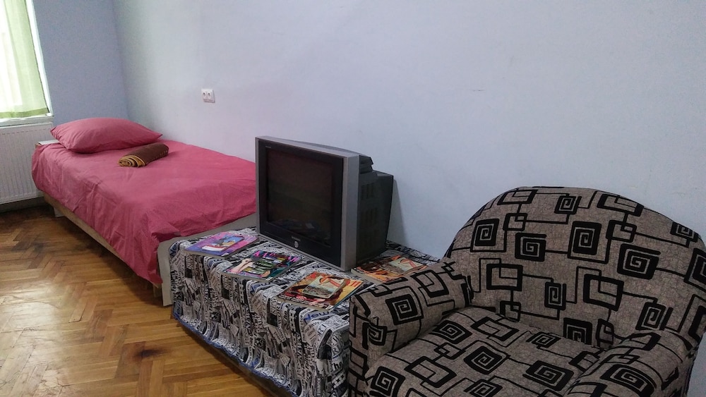 Vareron Hostel