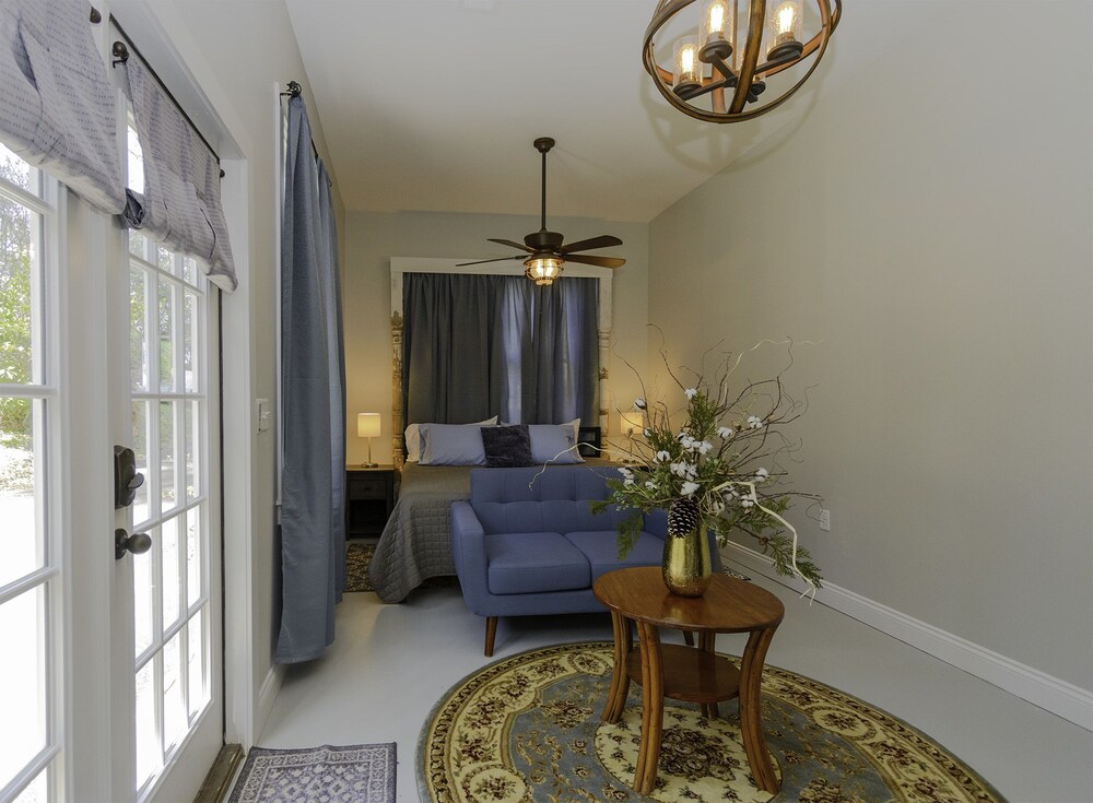 Clermont Bluffs B&B