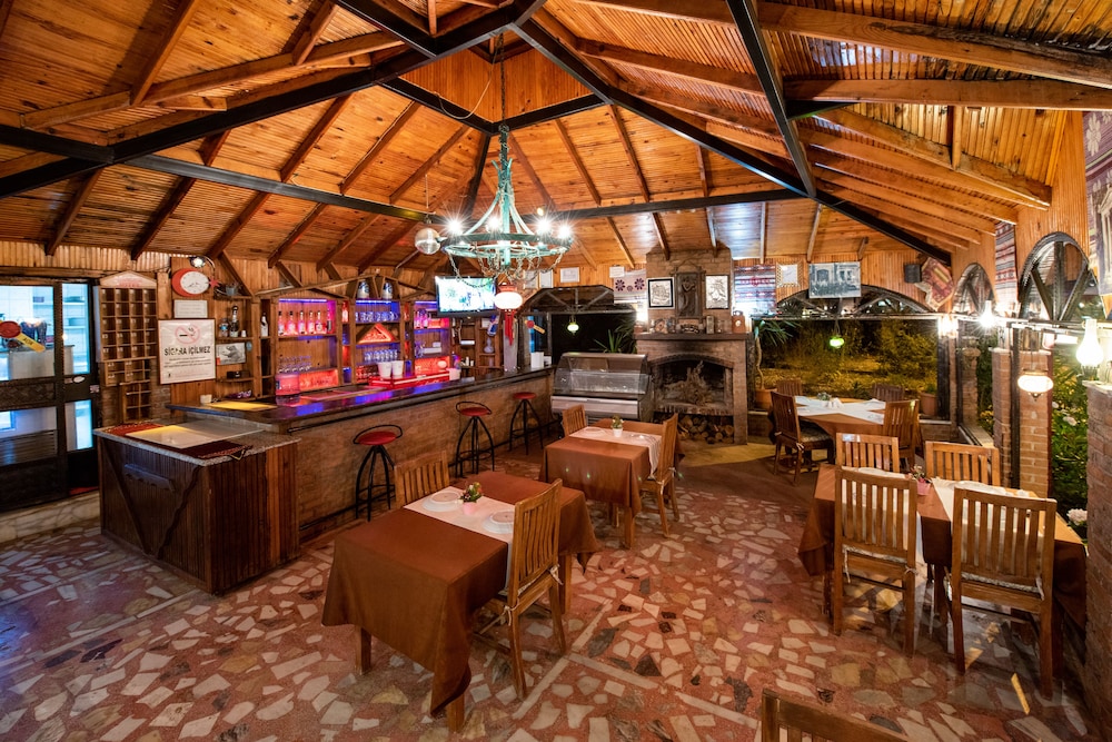 Sonmez Otel - Image 11