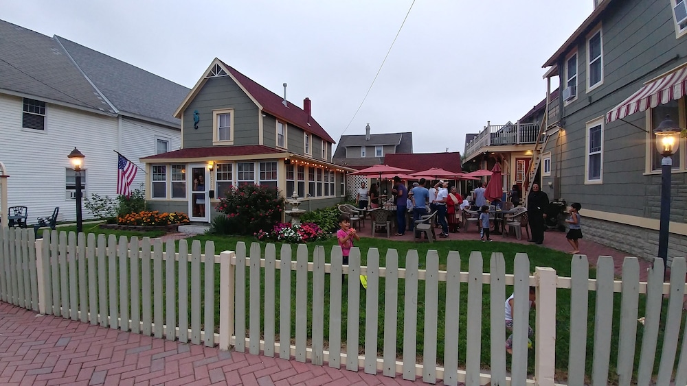 Island Guest House B&B