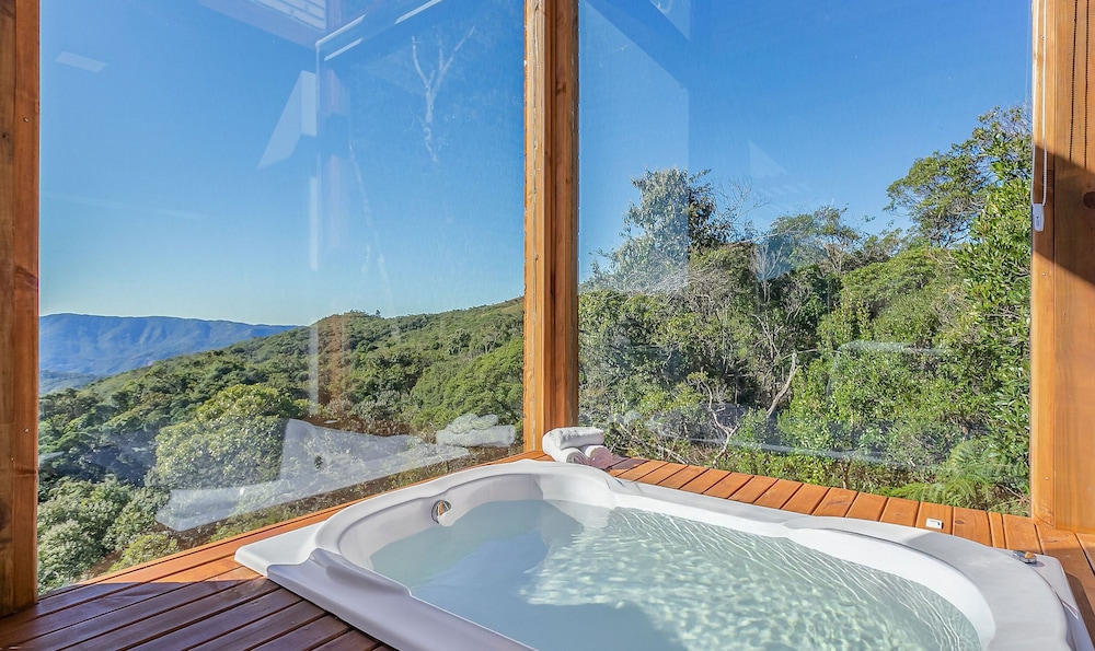 Cabana c\Jacuzzi prox. de Florianópolis VST014