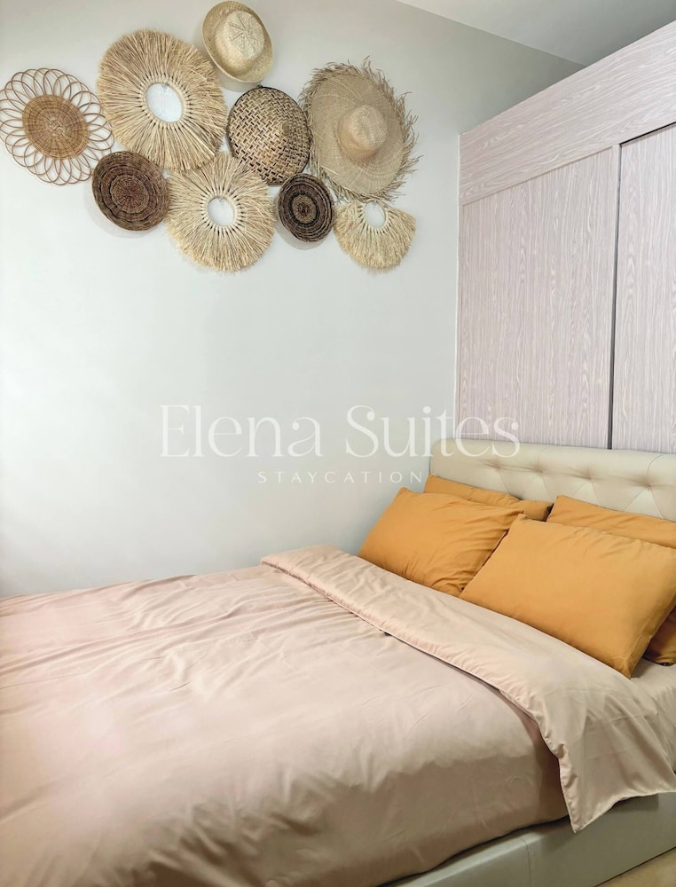 Aesthetic Cozy Stay With Ps4, Netflix & Coffee Nook - Elena Suites Staycation