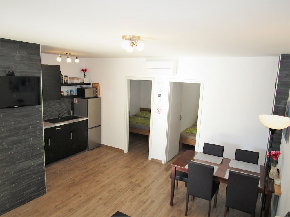 Apartment House