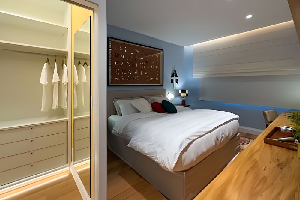 Ipanema | Duplex no melhor local do bairro, 4 quartos, 5 min da Praia - por Casapē Rio