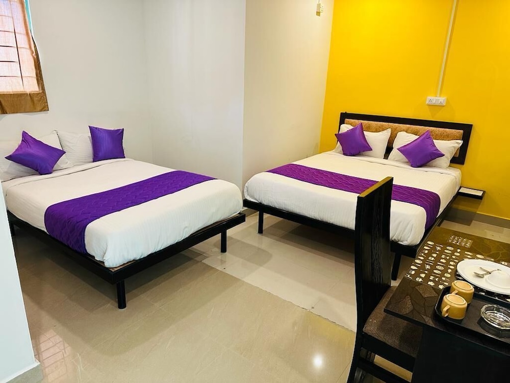 Hotel SY Comforts