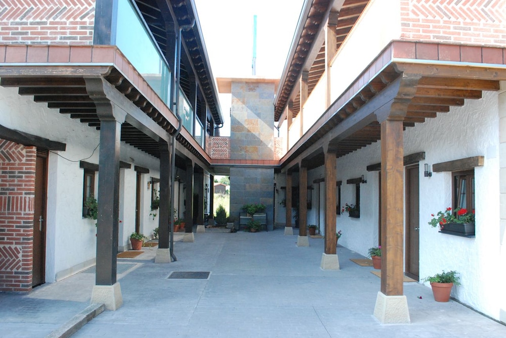 Photo 23