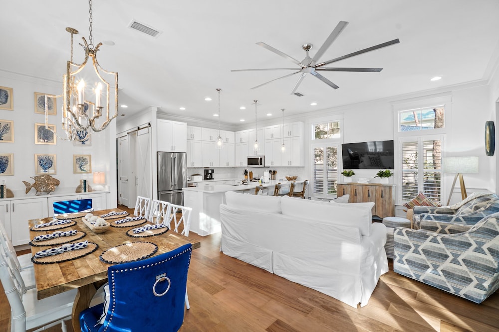 Magnolia Cottages by the Sea by Panhandle Getaways
