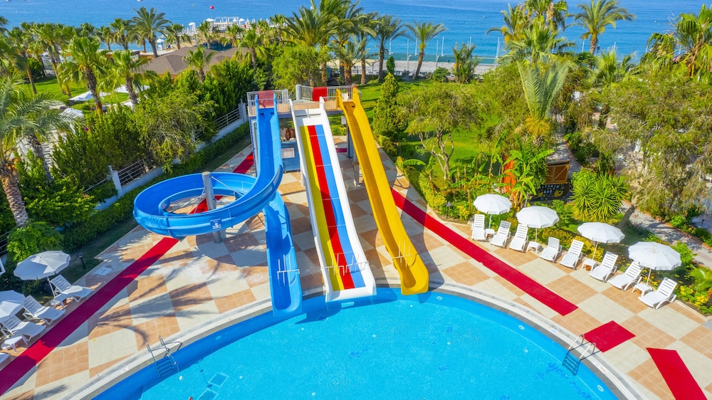 Calido Sol Hotel