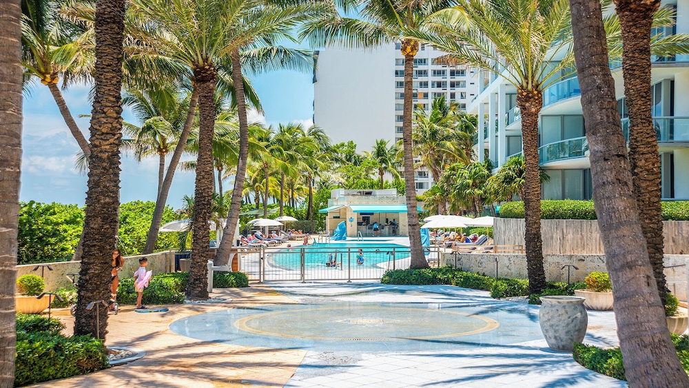 Luxury Vacation Rentals at Carillon Wellness Resort by LRMB