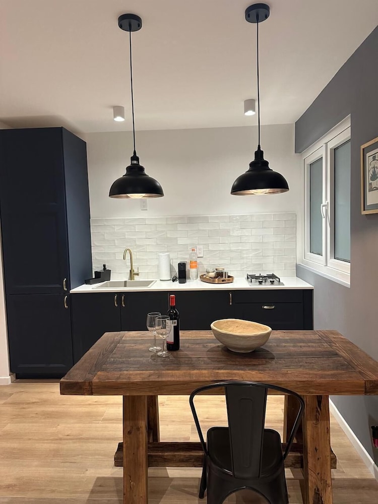 Bright & sweet unit in middle Polanco