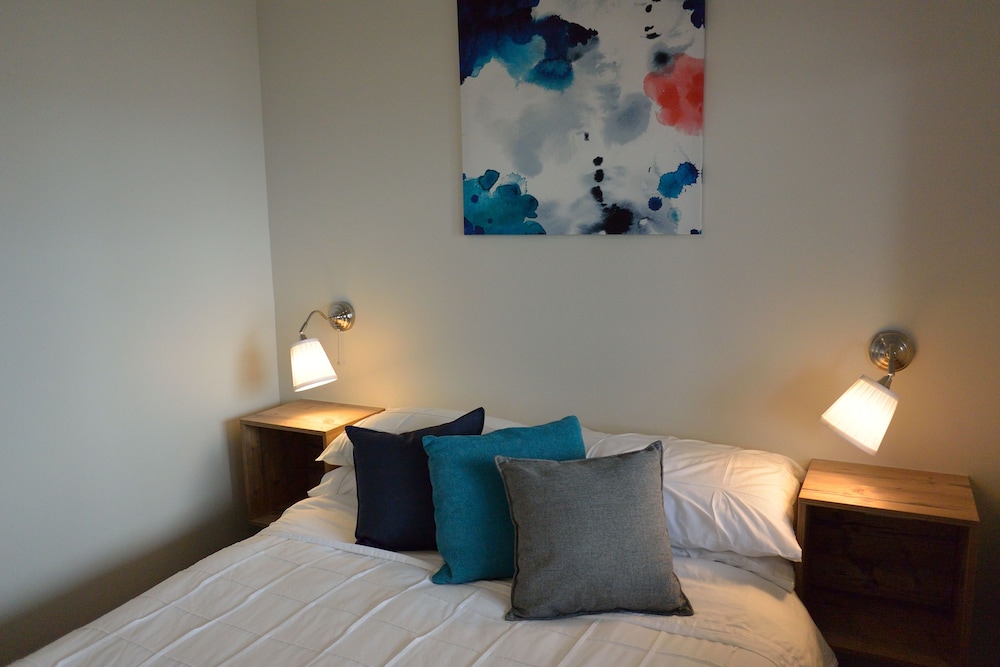 Dungowan Waterfront Apartments