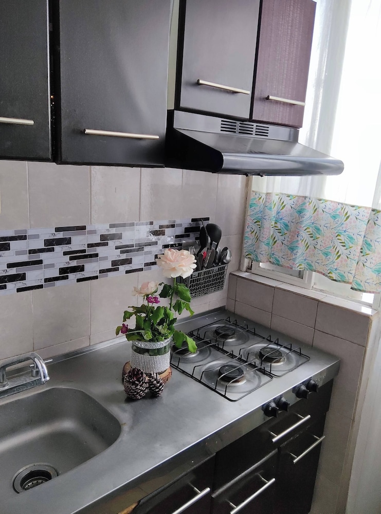 Charming Mexican Retreat in San José de los Olvera
