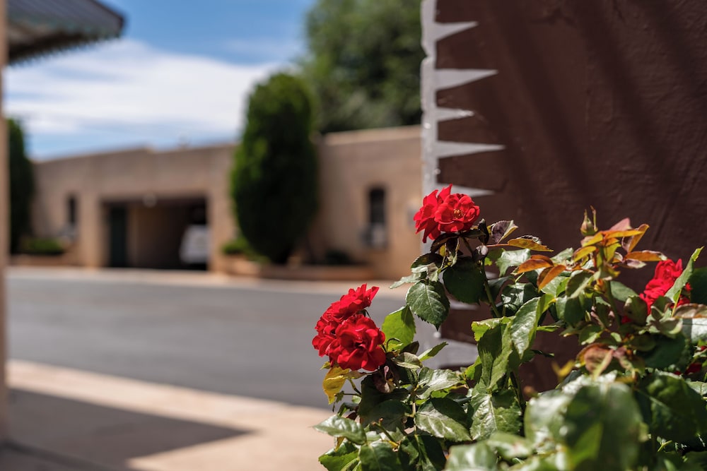 Santa Fe Vacations - King's Rest Court Inn - Property Image 7