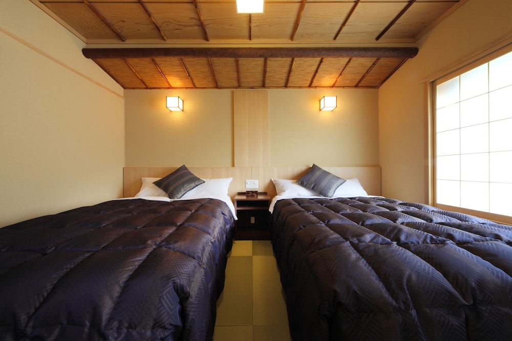 Asaya Hotel