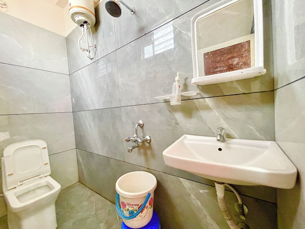 Hotel T P Inn near Mahakaleshwar Temple