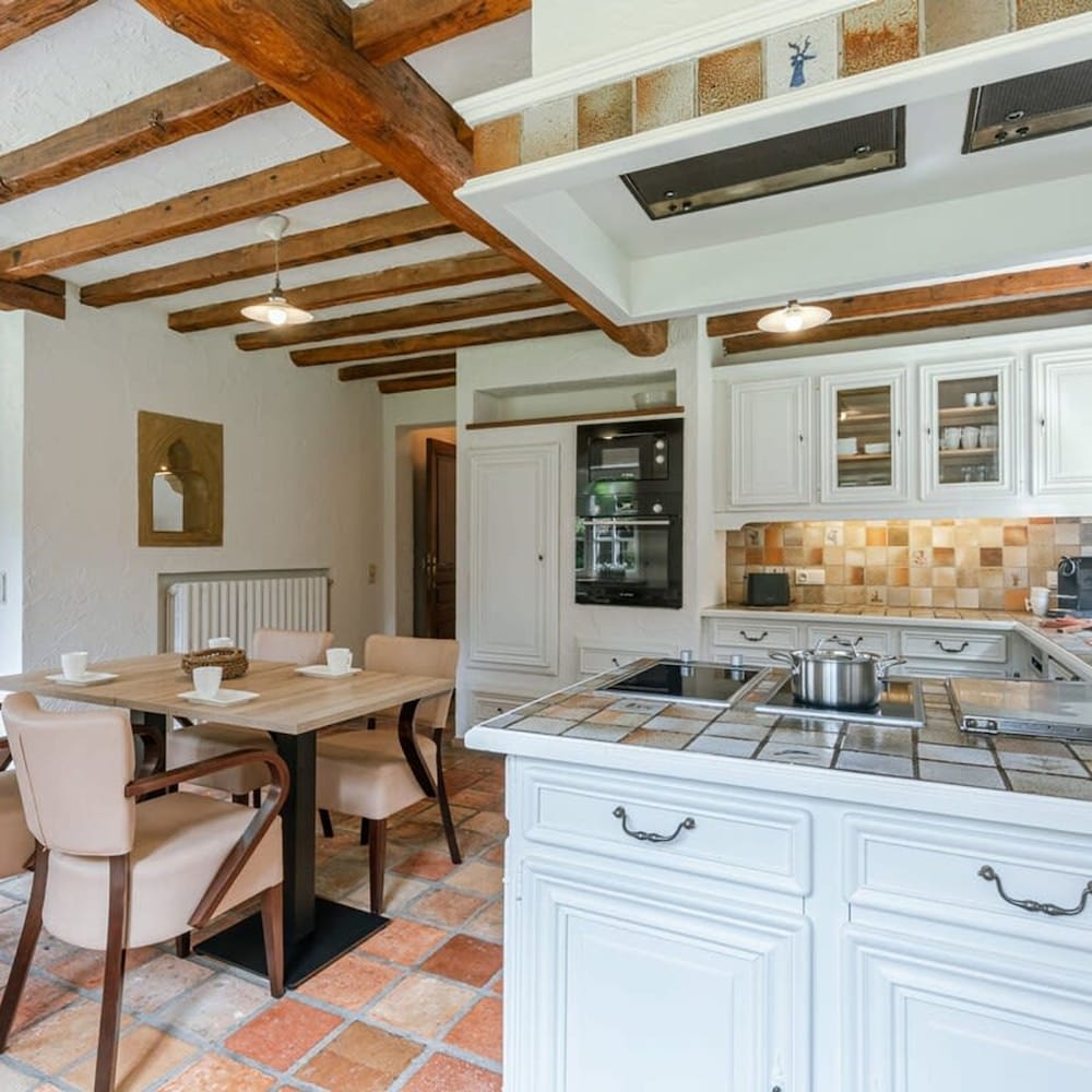 Authentic Villa Amore Located Near Bruges