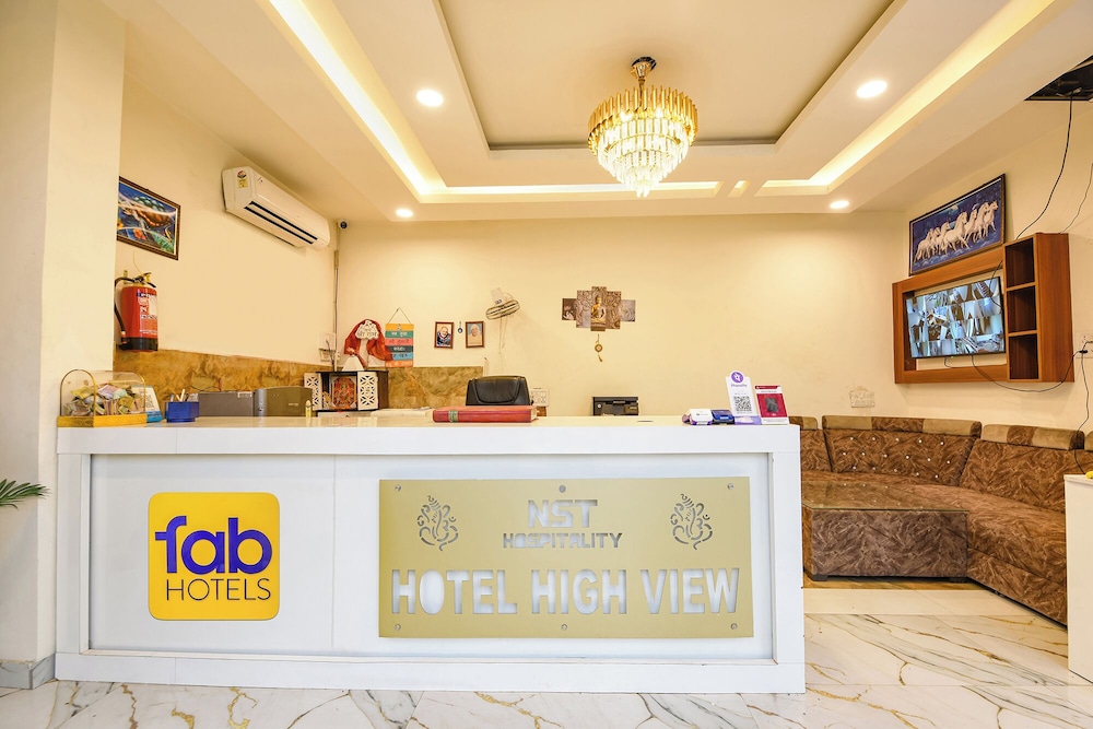 Fabhotel High View