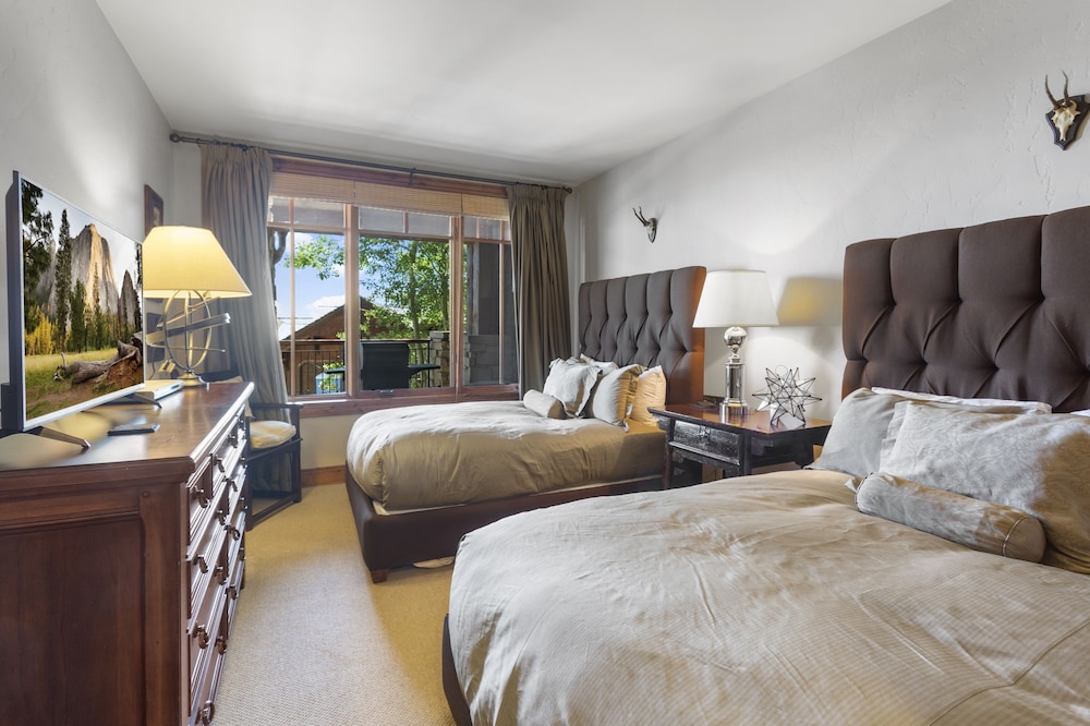 Shooting Star Lodge at Deer Valley Resort - Three Bedroom Residence #101 3 Condo