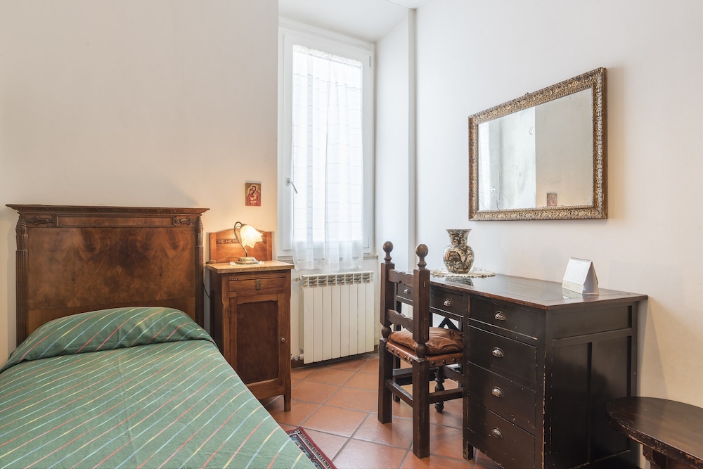 Trastevere Roomy Apartment
