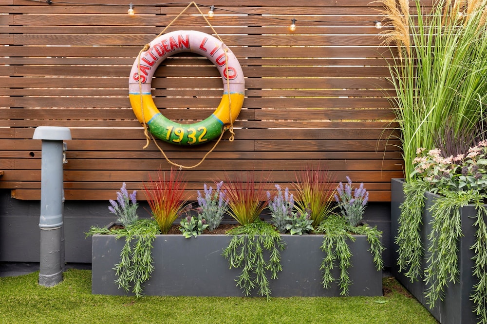 Stylish House Roof Garden Shoreditch