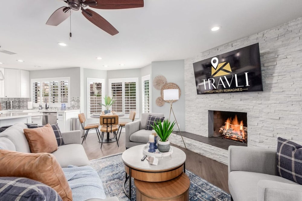 Greenway Park Retreat Al-fresco Living Heated Pool