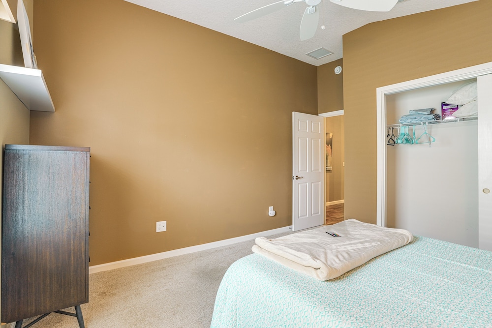 Pool & Golf Access: Vibrant Home in The Villages!