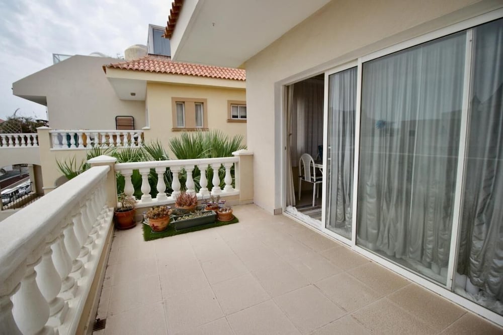 Golf Park Sunny Cozy Apartment Near Ocean With Double Terraces in Golf del Sur view 4
